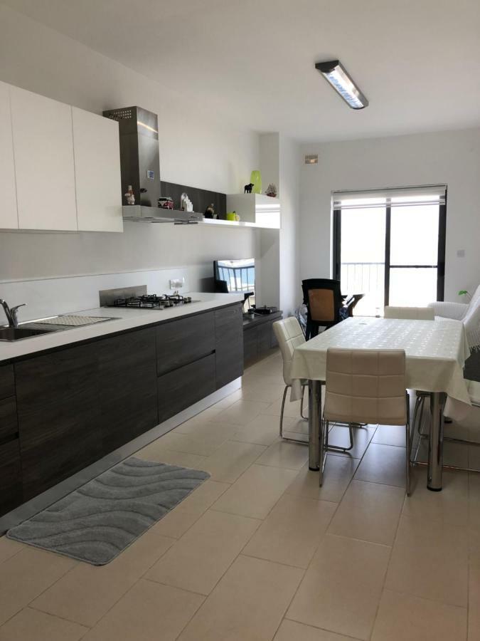 Modern Apartment With Sea View Mellieha Exterior photo